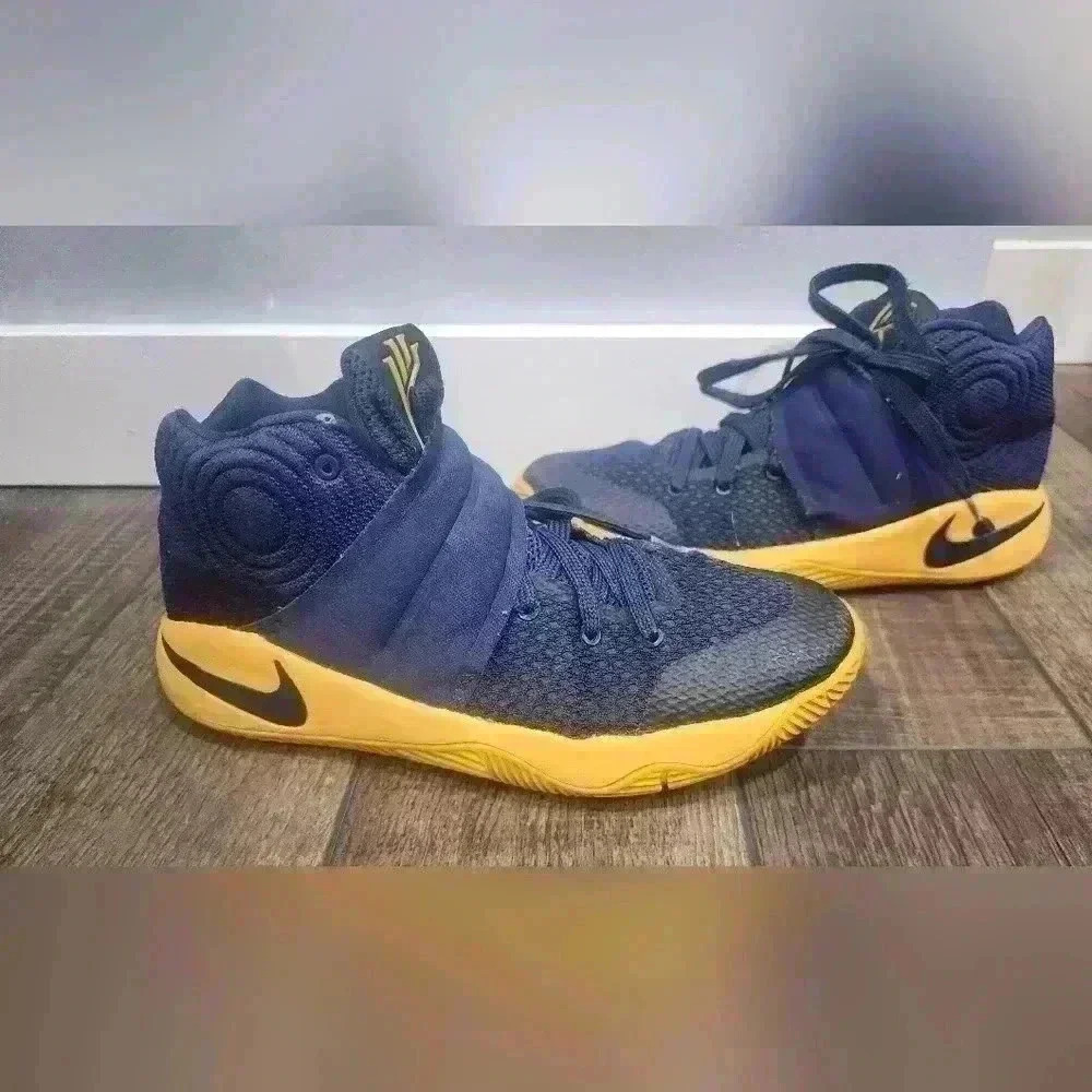 Nike Boys Kyrie 2 GS Cavs 826673-447 Navy Blue Lace-Up Basketball Shoes Size 4Y